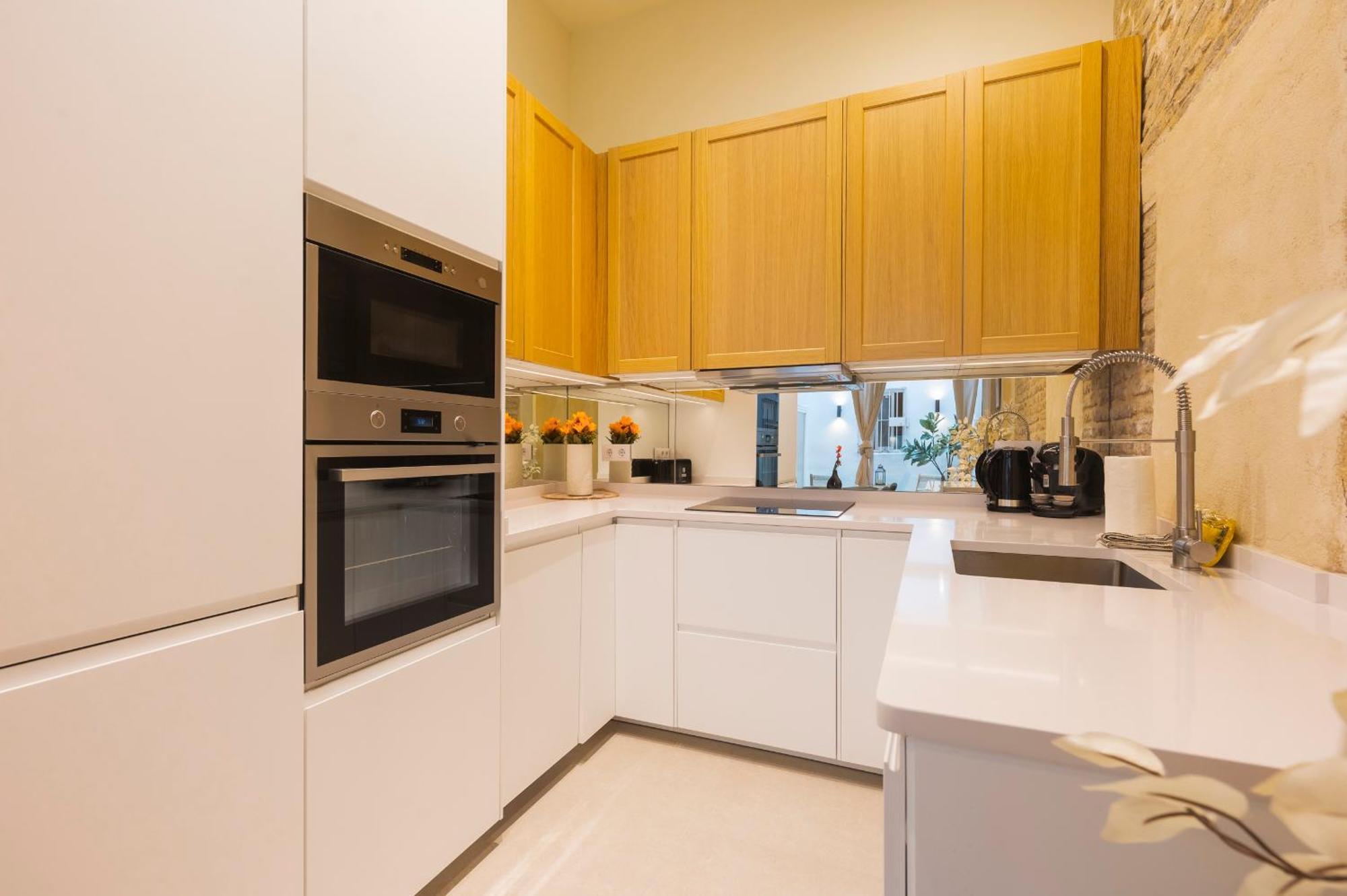 New In Santa Cruz Quarter Next To Giralda * Sevilla