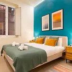 New In Santa Cruz Quarter Next To Giralda
