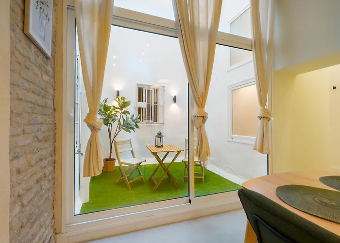 New In Santa Cruz Quarter Next To Giralda