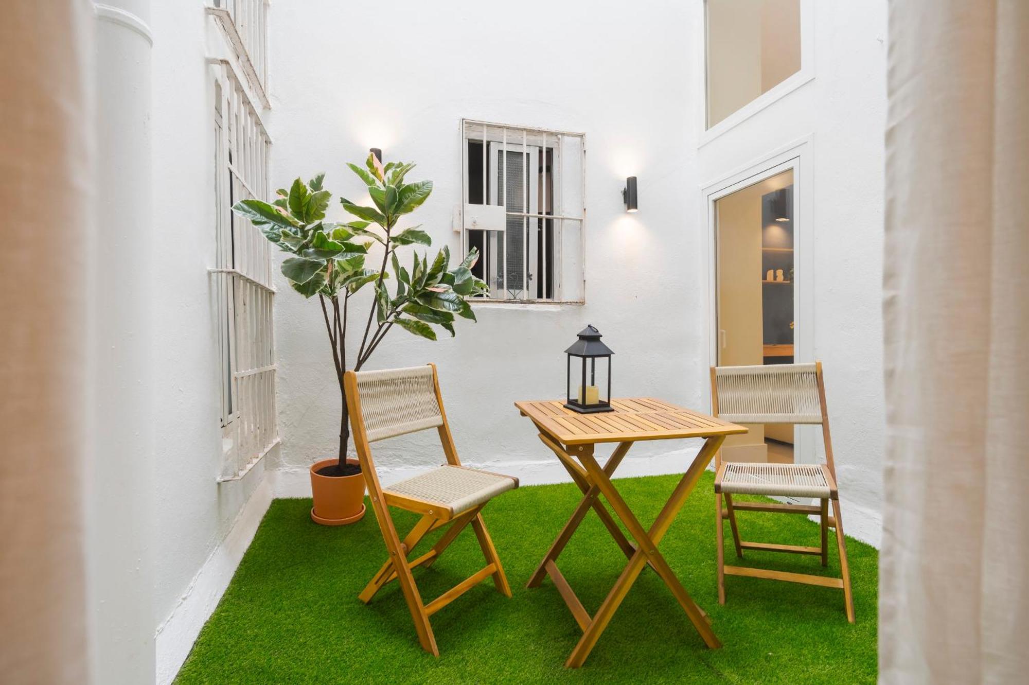 New In Santa Cruz Quarter Next To Giralda *
