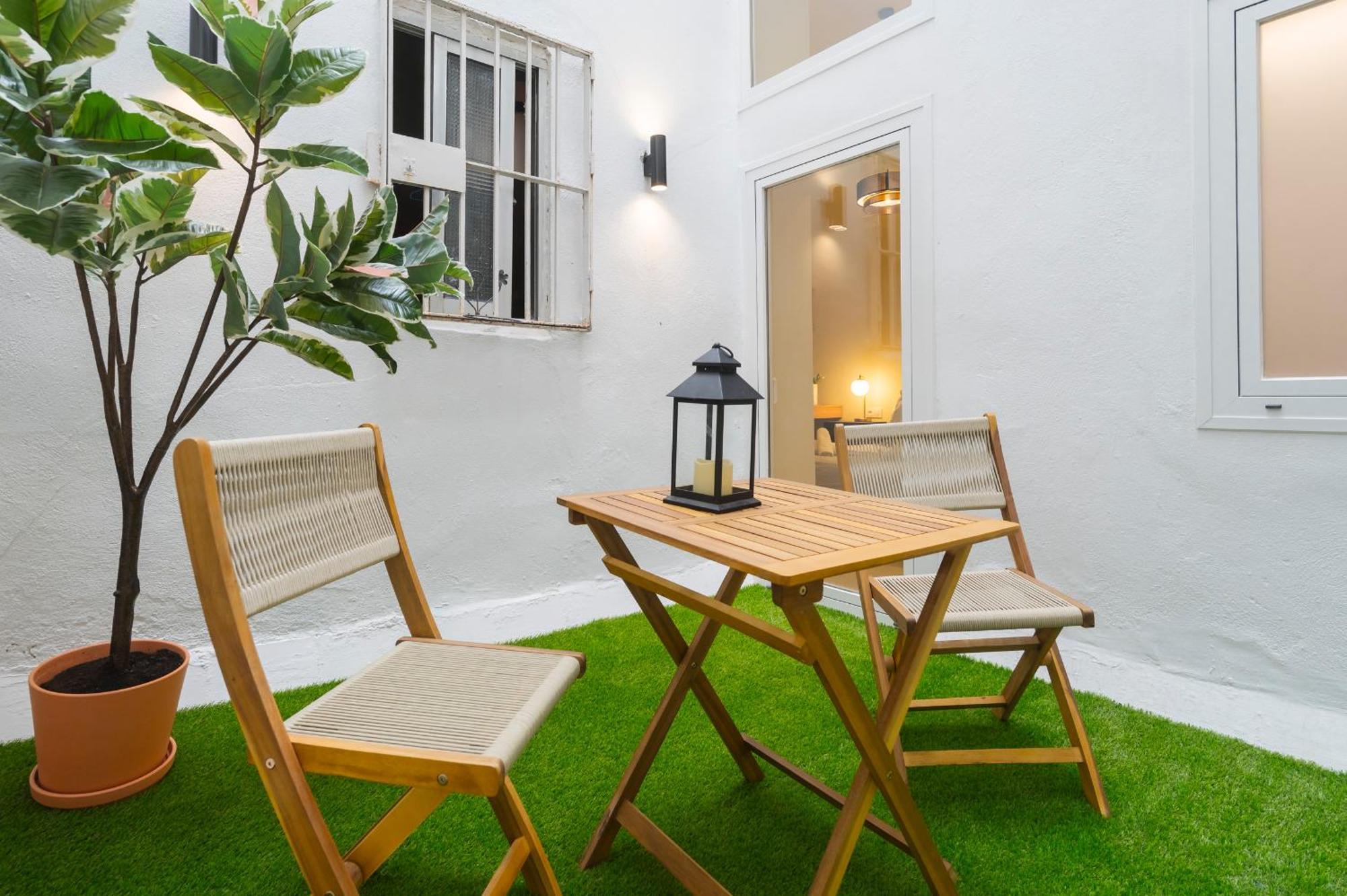 New In Santa Cruz Quarter Next To Giralda * Séville