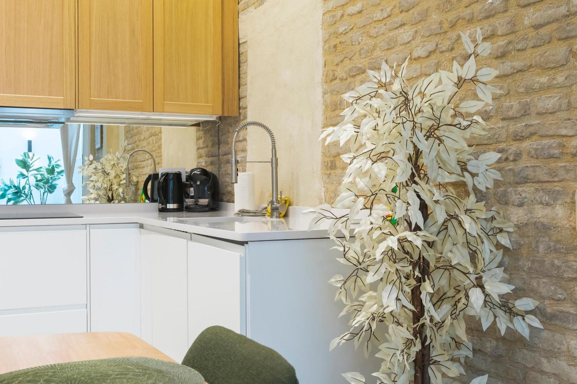 New In Santa Cruz Quarter Next To Giralda