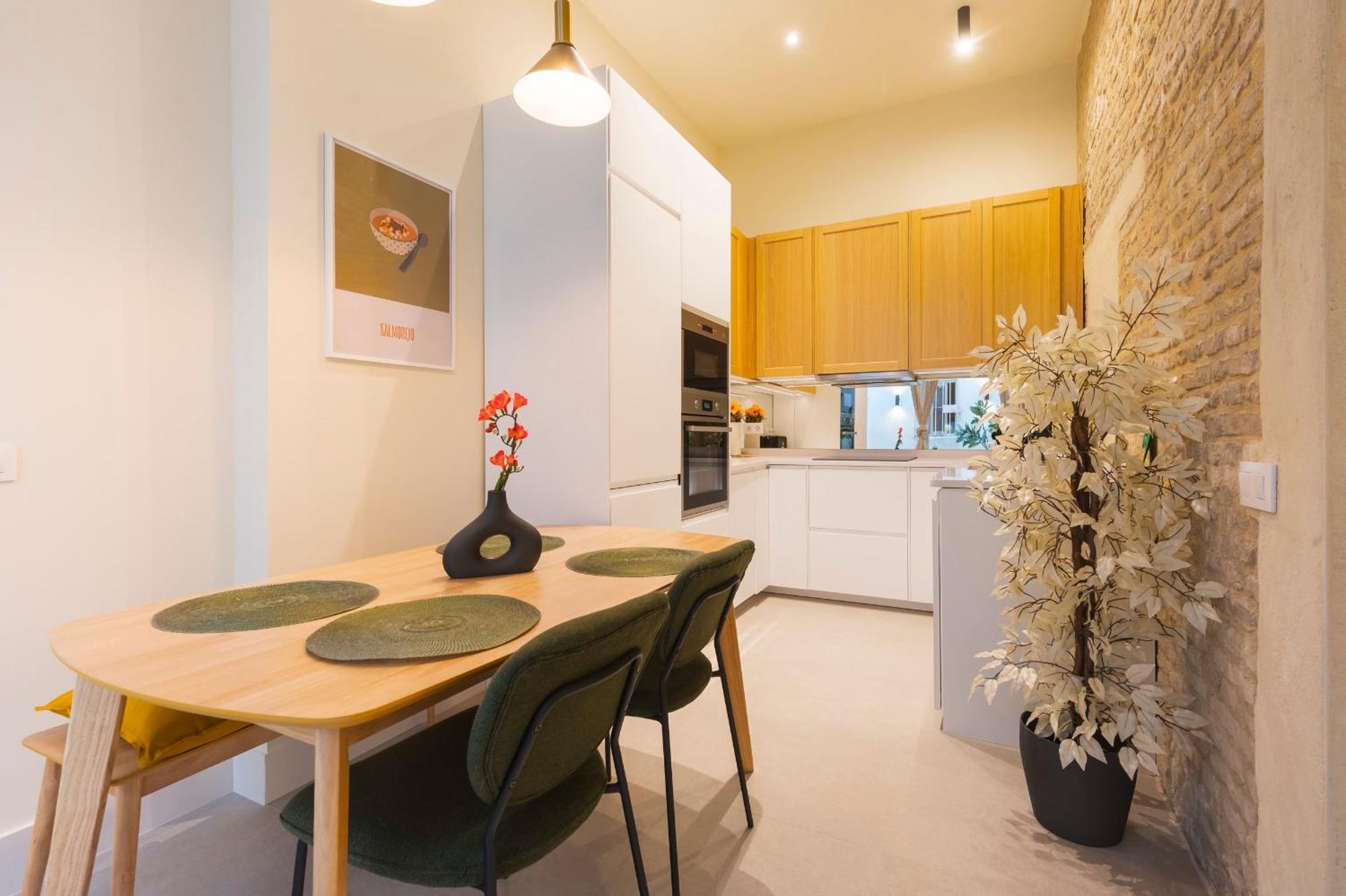Appartement New In Santa Cruz Quarter Next To Giralda Séville